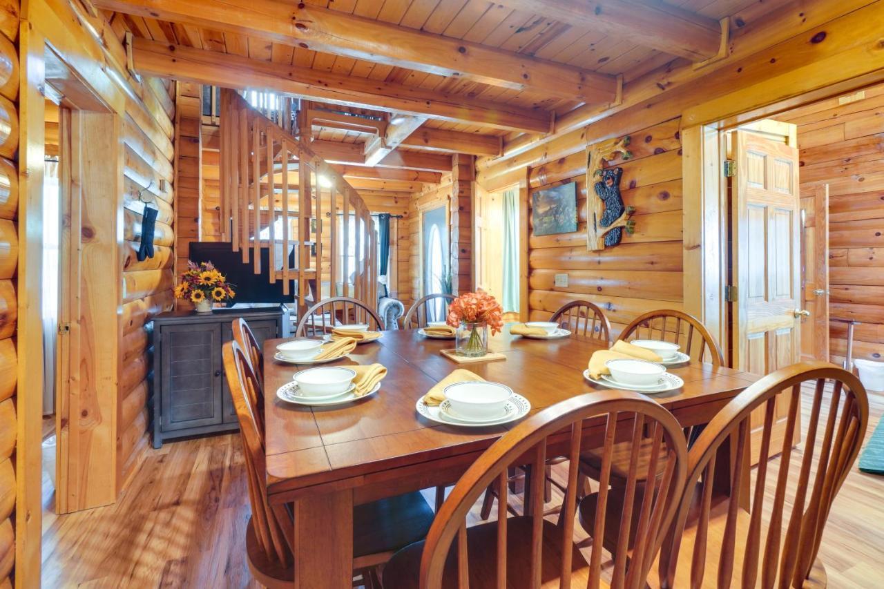 Lovely Gatlinburg Cabin With Private Hot Tub! Ngoại thất bức ảnh