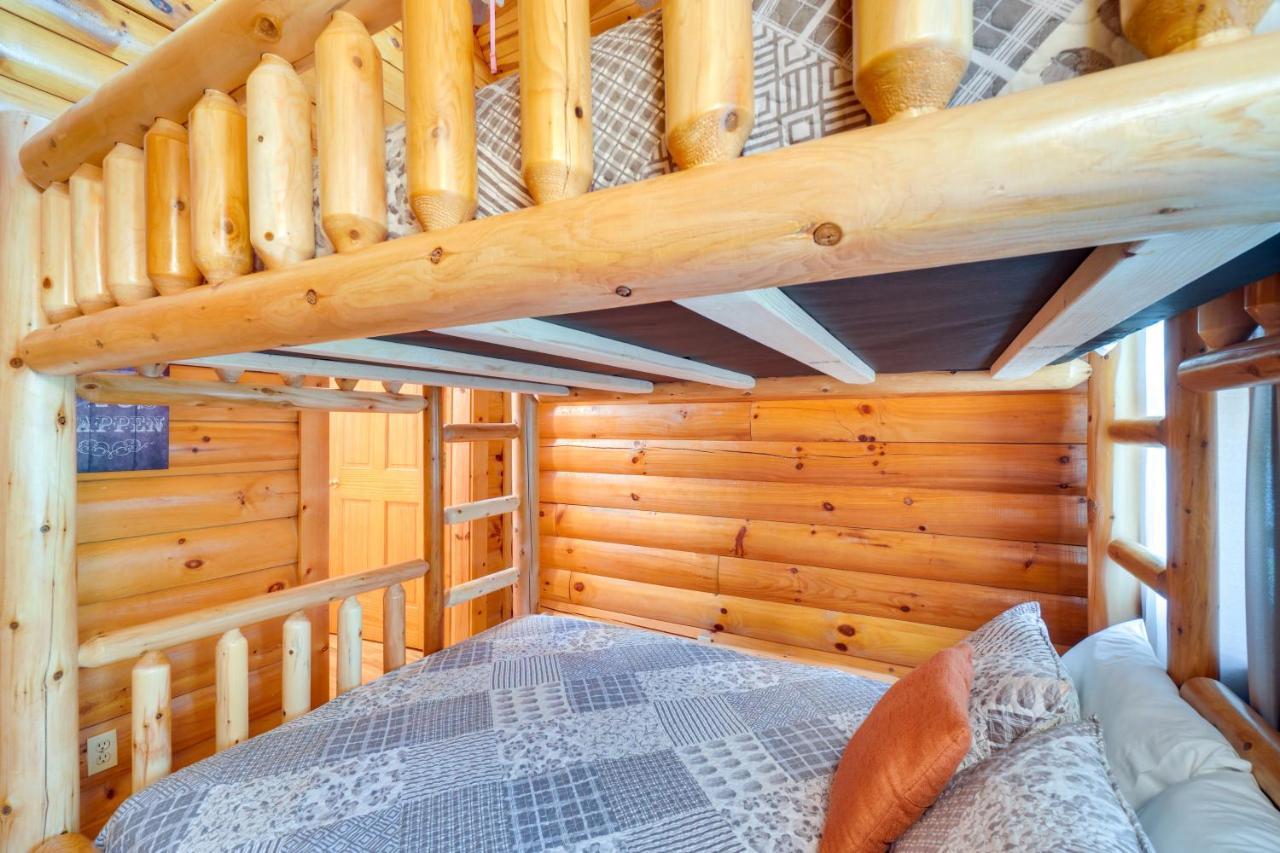 Lovely Gatlinburg Cabin With Private Hot Tub! Ngoại thất bức ảnh