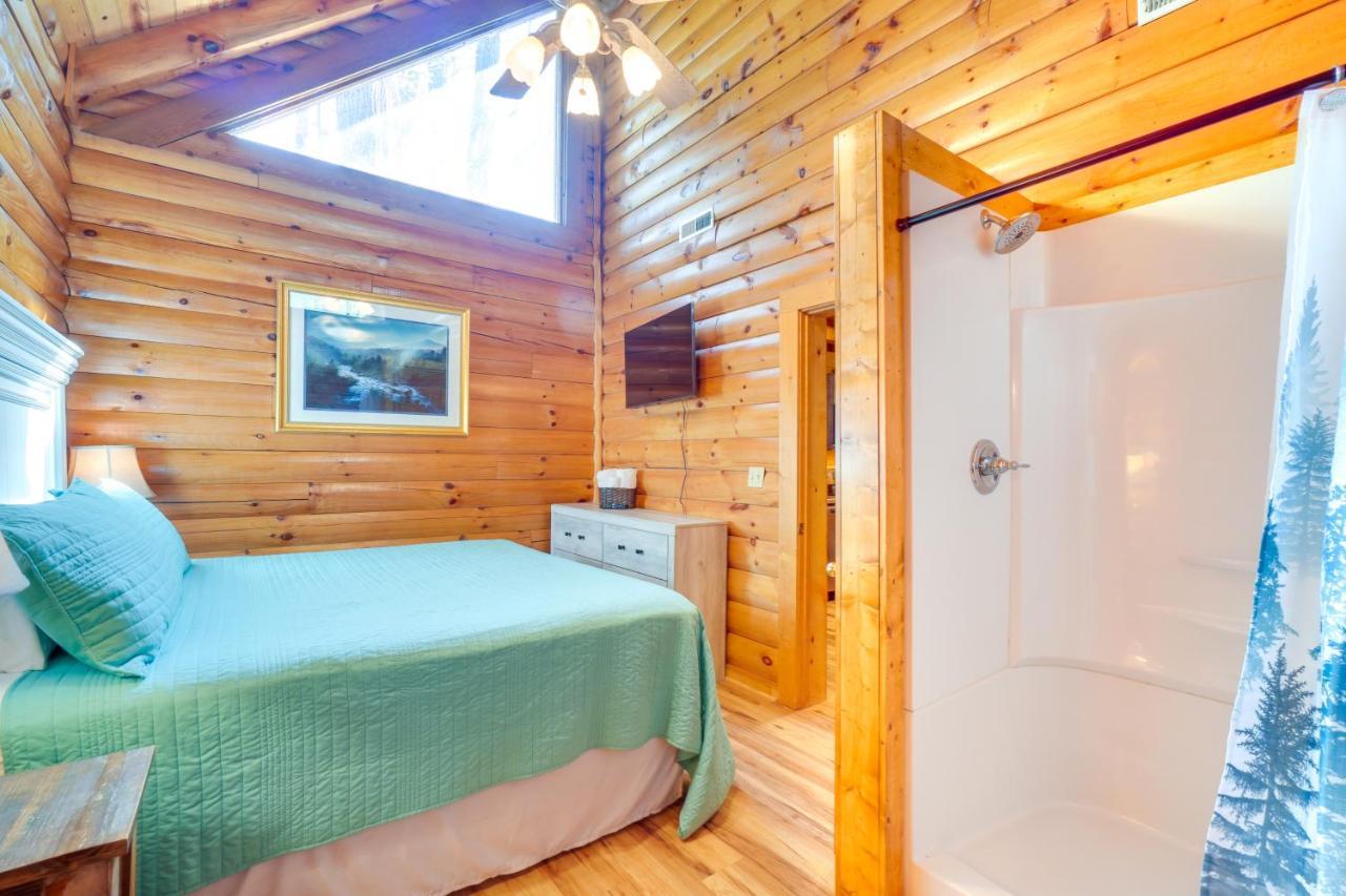 Lovely Gatlinburg Cabin With Private Hot Tub! Ngoại thất bức ảnh